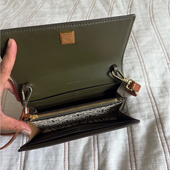 Tory Burch T Monogram Embossed Wallet Crossbody Bag Green Brown GeometricPattern - Picture 8 of 16